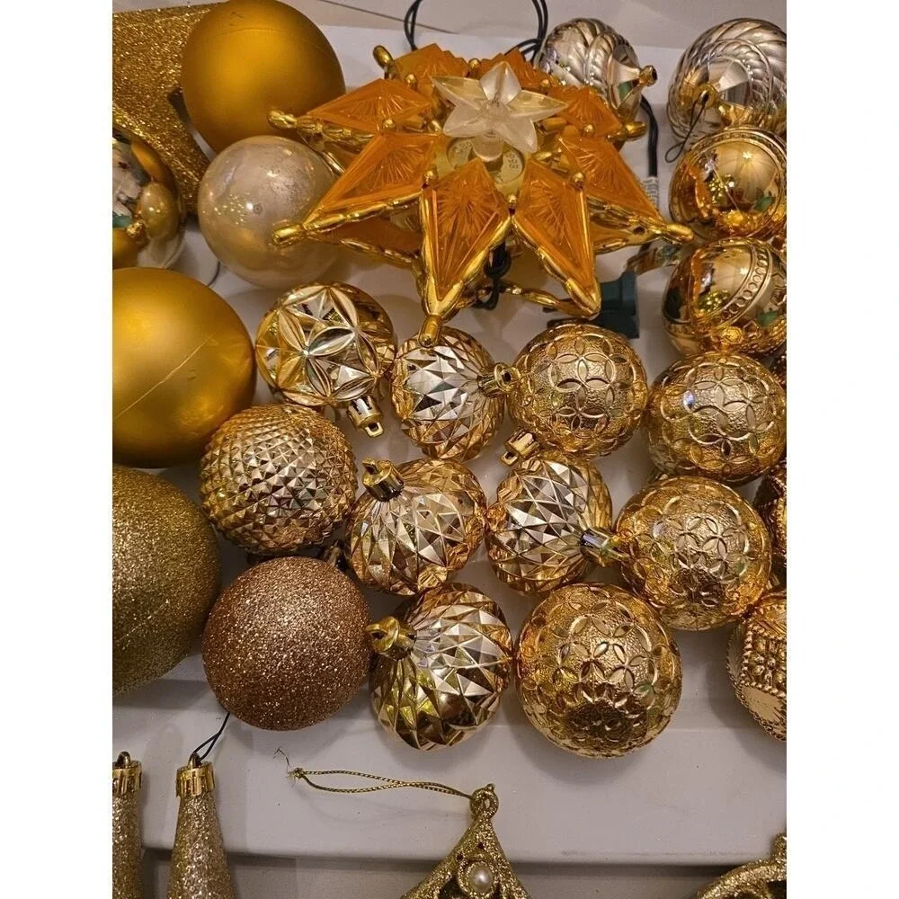 Christmas‎ Gold Silver Matte, Shiny & Glitter Ball Ornament Lot 50